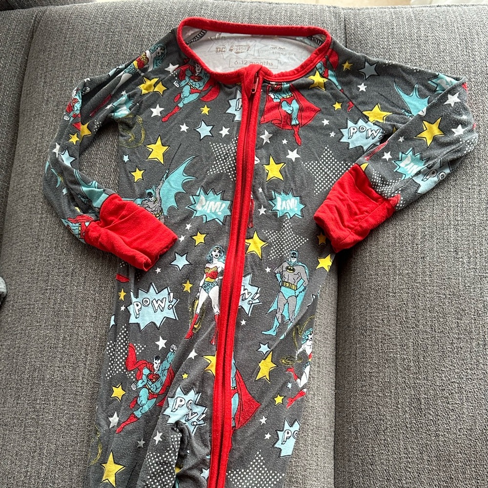 Superheroes little sleepie zippy